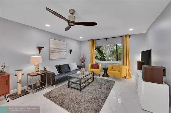 Wilton Manors, FL 33305,1920 NE 1st Ter  #214H