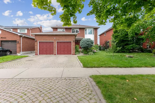 68 Burgby AVE, Brampton, ON L6X 3A4