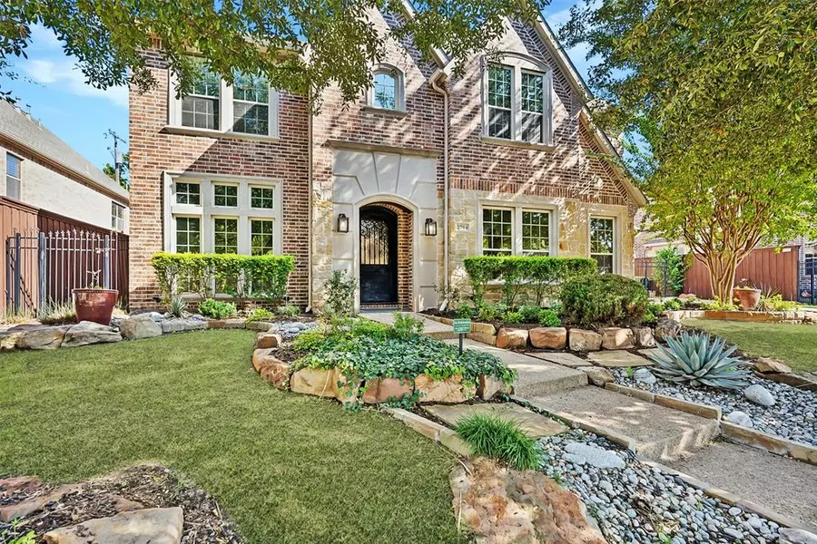 2704 Pickwick Lane, Plano, TX 75093