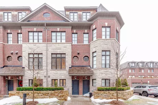 250 Royalton Common N/A #74, Oakville, ON L6H 0N2