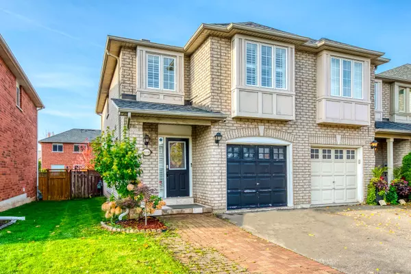 Oakville, ON L6M 4A8,2274 Grouse LN