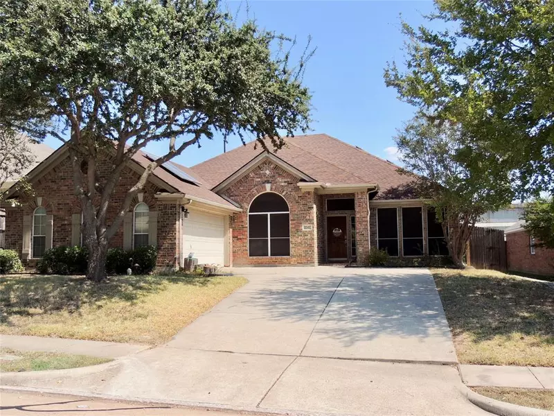 2502 Brittany Drive, Rowlett, TX 75088