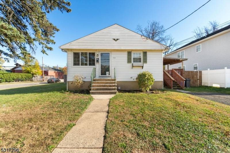 760 Voorhees Ave, Middlesex Boro, NJ 08846