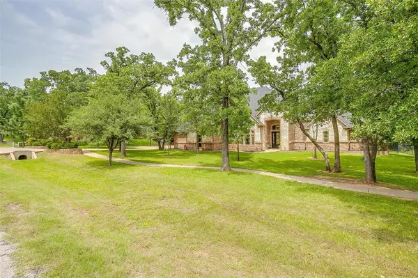 Cleburne, TX 76031,2716 Windsor Oaks Lane