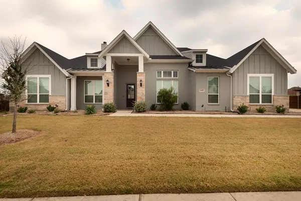 4610 Saddlehorn Drive, Midlothian, TX 76065