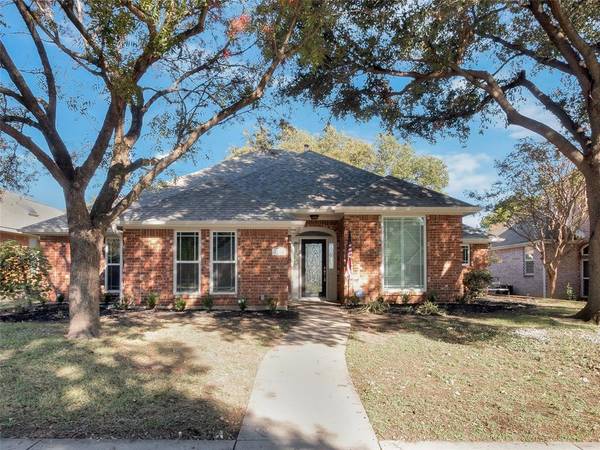 4015 Cedarview Road, Dallas, TX 75287