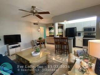 Hollywood, FL 33019,1554 N 12 Court  #10A