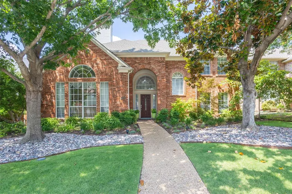 Dallas, TX 75248,7323 Highland Heather Lane