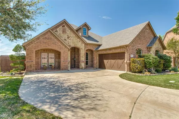 6920 Golf Green Drive, Arlington, TX 76001