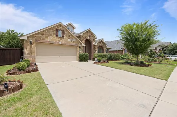 Grand Prairie, TX 75052,2224 Sparrow Hawk Court