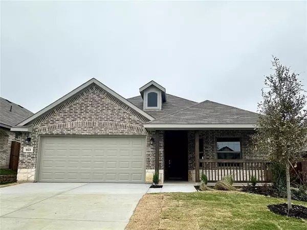 923 Beverly Drive, Cleburne, TX 76033