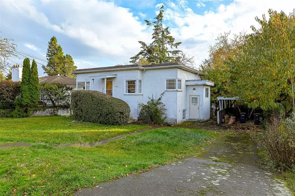 Esquimalt, BC V9A 5L1,1155 Wychbury Ave