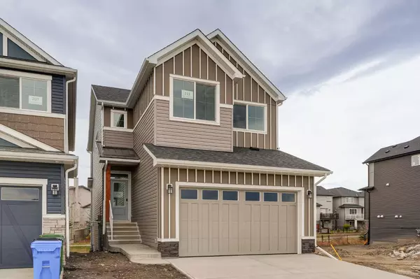 Calgary, AB T2X 5M2,211 Silver Spruce GRV SW