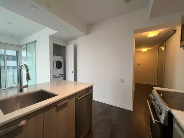 42 Charles ST E #4308, Toronto C08, ON M4Y 0B7