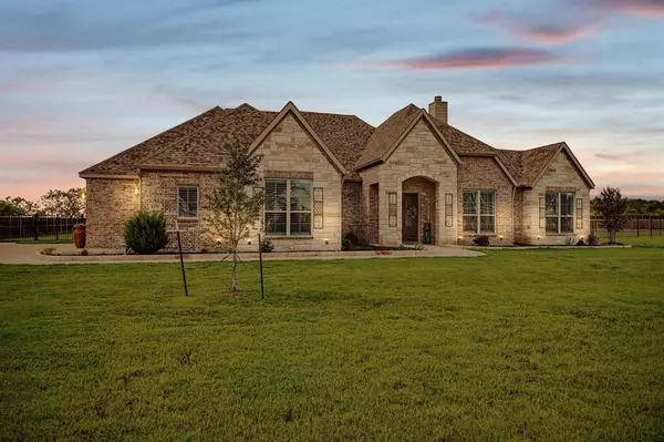 6470 Eyrie Bend, Waxahachie, TX 75167