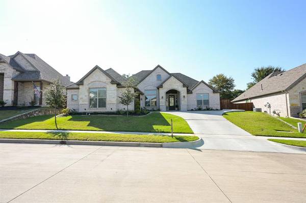 145 Fairweather Drive, Burleson, TX 76028