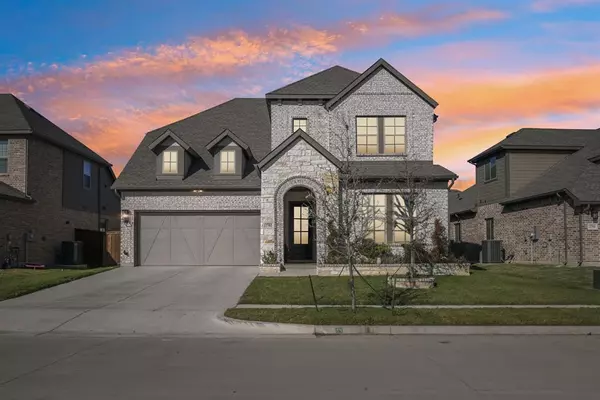 2702 Bluff Creek Drive, Mansfield, TX 76063