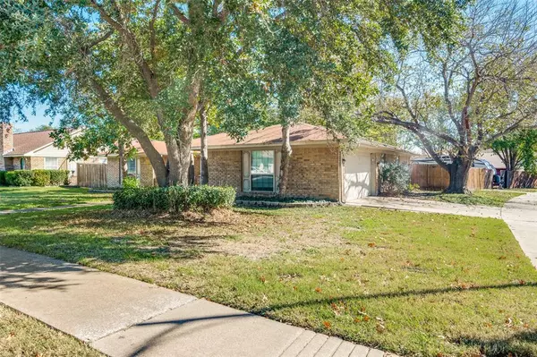 Benbrook, TX 76126,9933 Westpark Drive