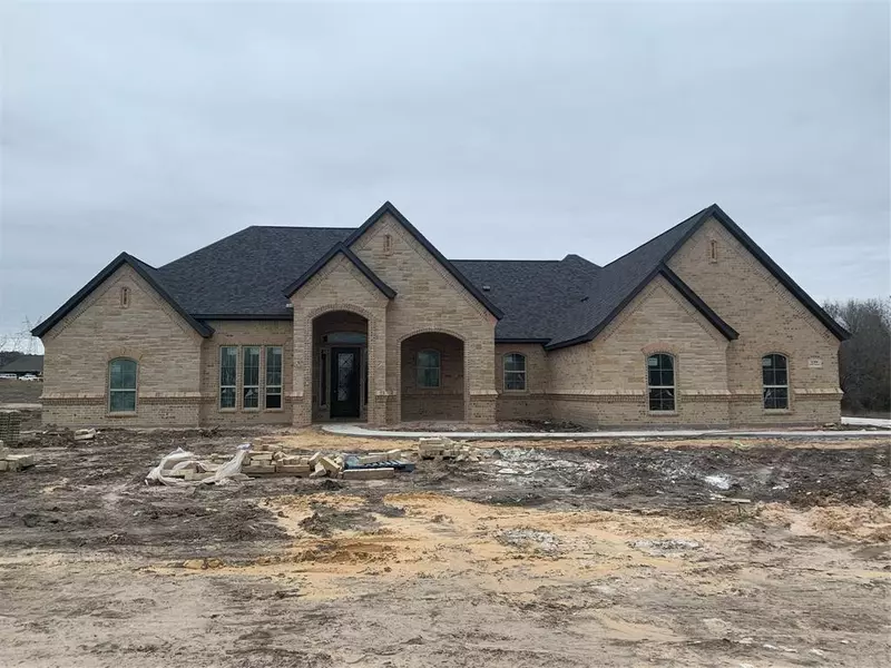 139 Deer Glade Lane, Azle, TX 76020