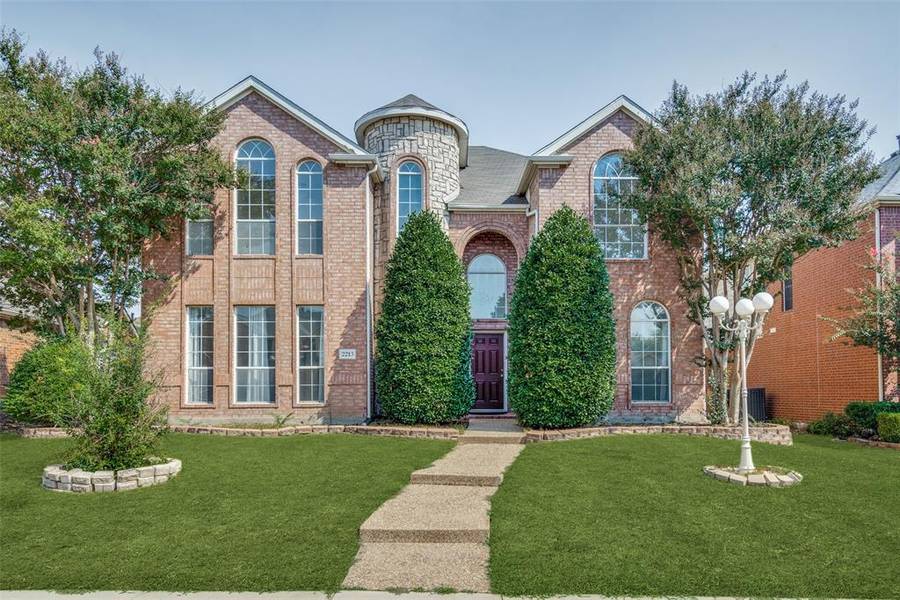 2213 Ravenhurst Drive, Plano, TX 75025