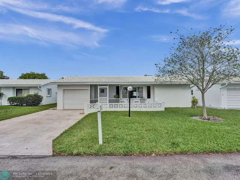 8229 NW 14th St, Plantation, FL 33322