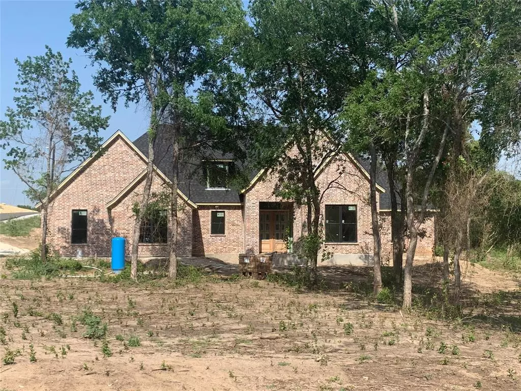 Azle, TX 76020,105 Deer Glade Lane