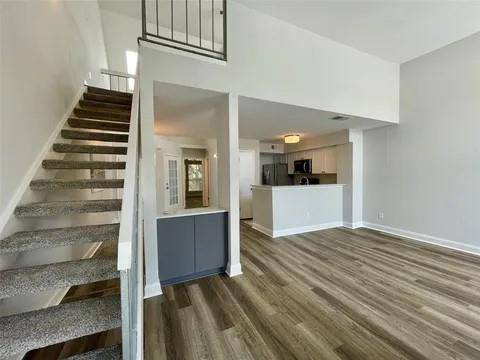 3418 Country Club Drive W #242, Irving, TX 75038