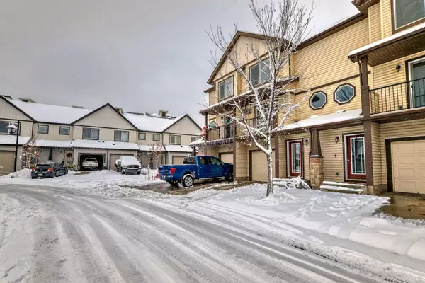 Calgary, AB T2Z 1G6,257 Copperpond LNDG Southeast