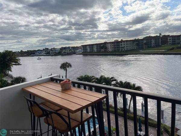 1150 Hillsboro Mile  #311, Hillsboro Beach, FL 33062