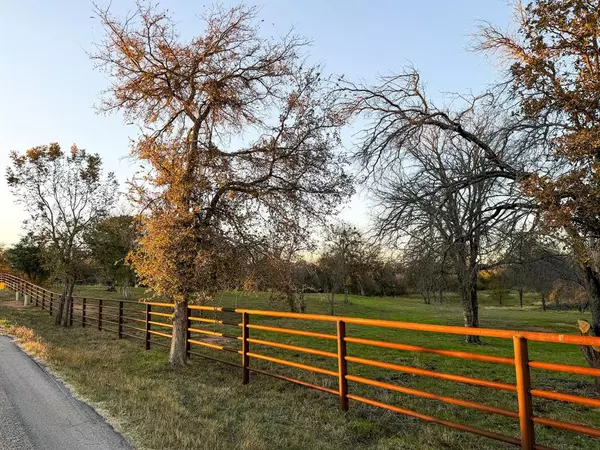 Lipan, TX 76462,TBD Big Valley Circle