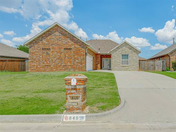 849 SW 10th Street, Moore, OK 73160