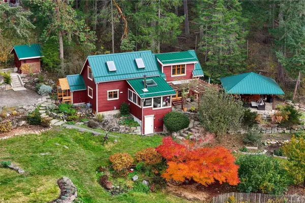 Salt Spring, BC V8K 1M4,321 Stark Rd