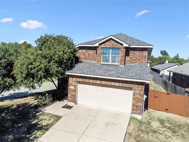 4026 Houston Drive, Heartland, TX 75126