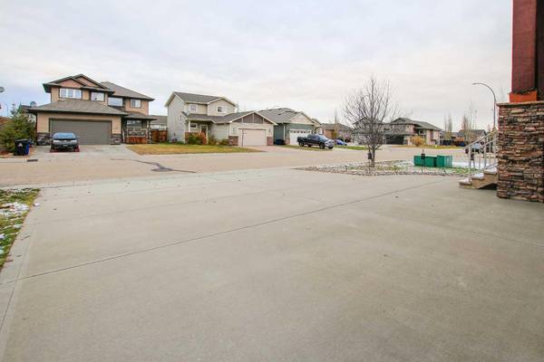 Blackfalds, AB T4M 0C5,64 Cyprus RD