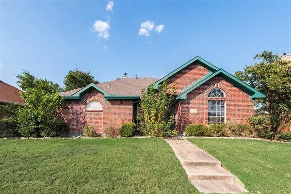 2512 Crystal Falls Drive, Mesquite, TX 75181