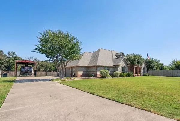 Burleson, TX 76028,325 Meadow Oaks Drive