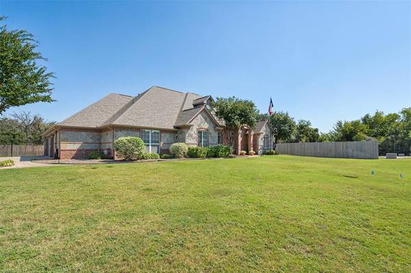 Burleson, TX 76028,325 Meadow Oaks Drive