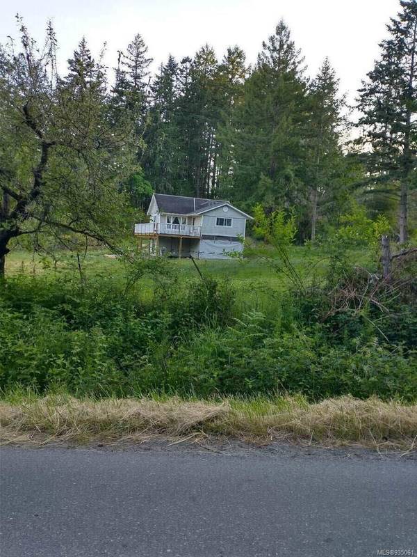 151 Beaver Point Rd, Salt Spring, BC V8K 1Y9