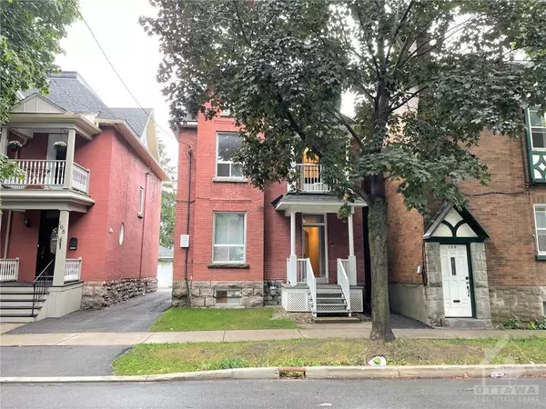 Lower Town - Sandy Hill, ON K1N 6J9,166 STEWART ST #A