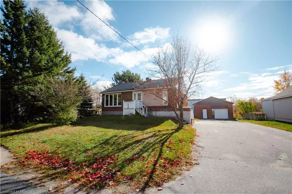 North Bay, ON P1B 2R1,943 METCALFE ST