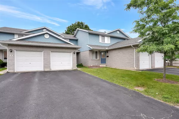 Waterloo, ON N2K 3R4,405 Kingscourt DR #4