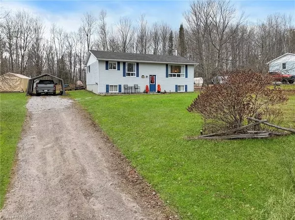 Bonfield, ON P0H 1E0,111 GREENWOOD DR