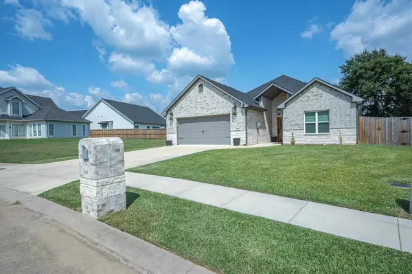 Canton, TX 75103,1003 Meadowlake