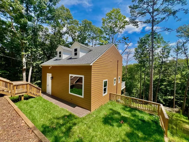 623 Summit Lane, Ellijay, GA 30540