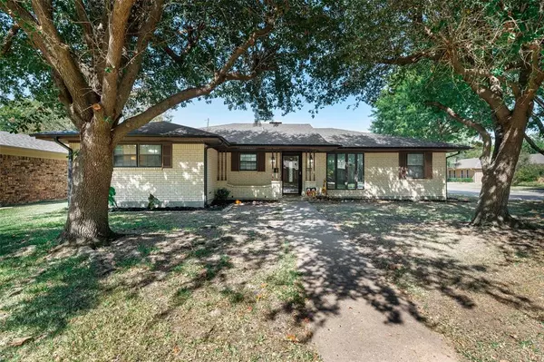 801 W Pelton Street, Sherman, TX 75092