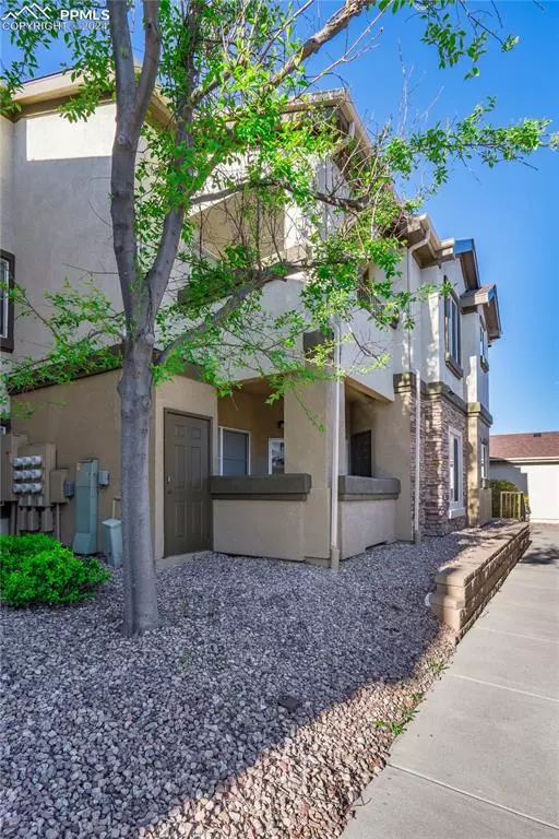 Colorado Springs, CO 80922,3780 Riviera GRV #204