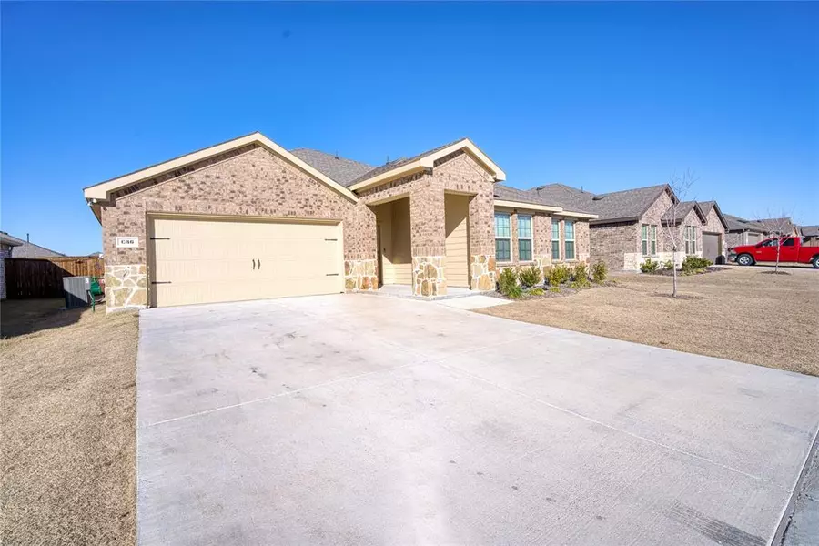 636 Bunker Hill Road, Fate, TX 75189