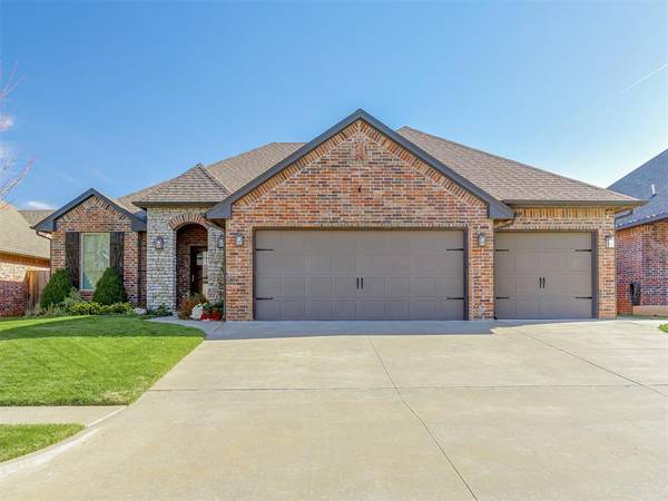 13908 Pennyworth Drive, Yukon, OK 73099