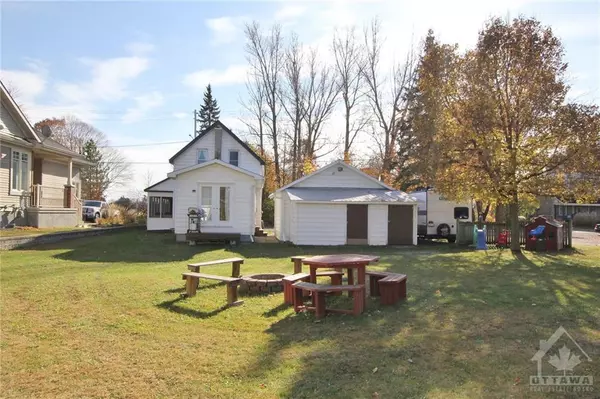 Carp, ON K0A 1L0,125 RIVINGTON ST