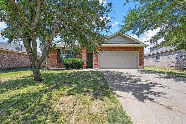 495 Hunters Ridge Drive,  Melissa,  TX 75454